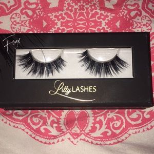 Lily lashes